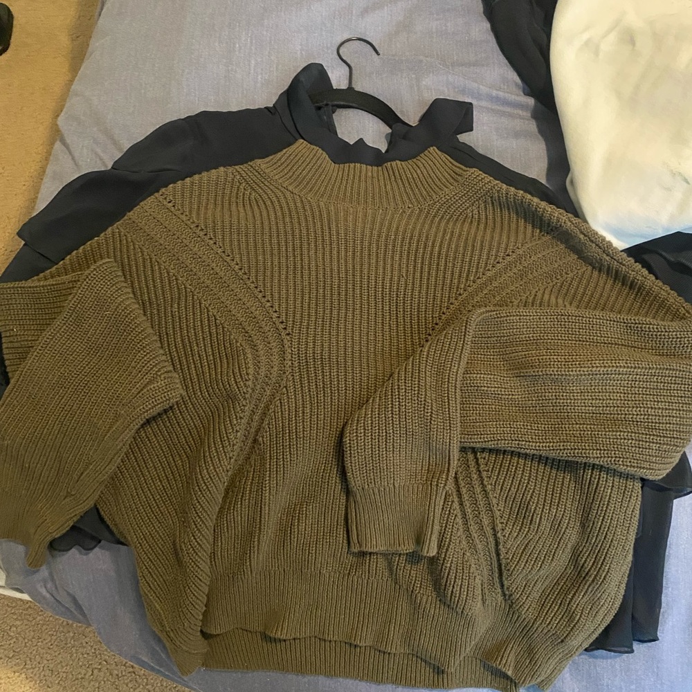 LA Hearts Sweater